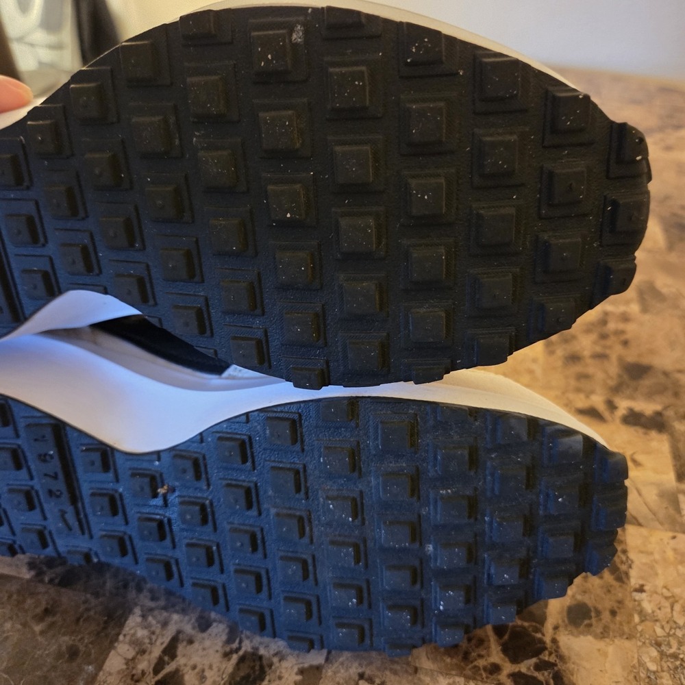 Nike Waffle Debut Women's sz 8 Low Top Lace-Up Sneakers Sanddrift casual active - Picture 15 of 16